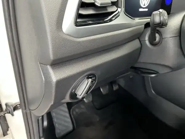 VW T-ROC (14/22)