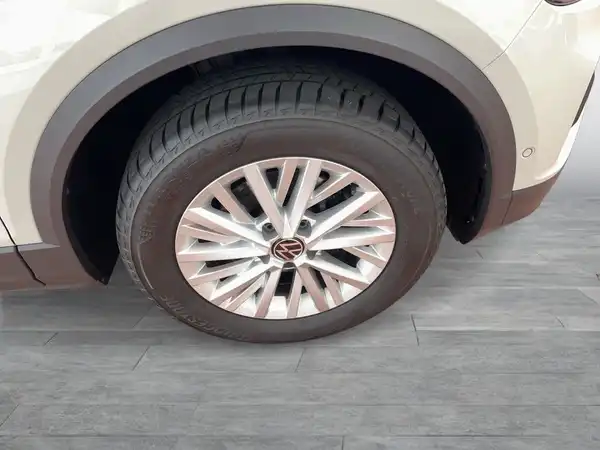 VW T-ROC (6/22)