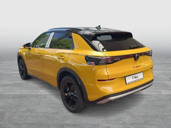 VW T-ROC (3/15)