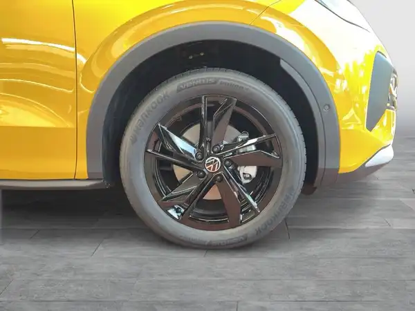 VW T-ROC (7/15)