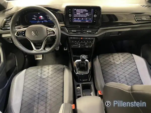 VW T-ROC (7/16)