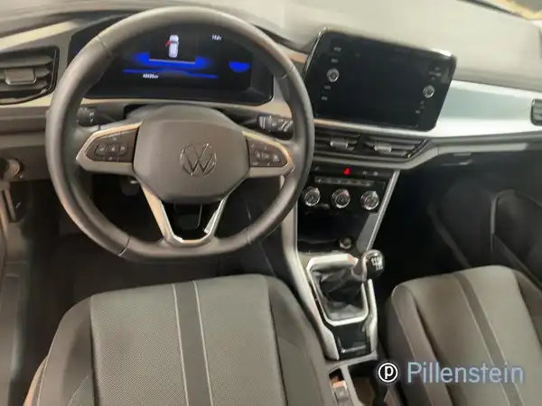 VW T-ROC (9/16)