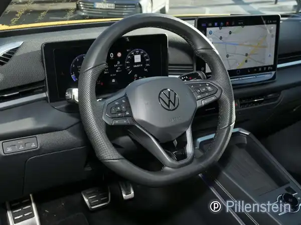VW T-ROC (6/10)