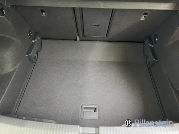 VW T-ROC (14/16)