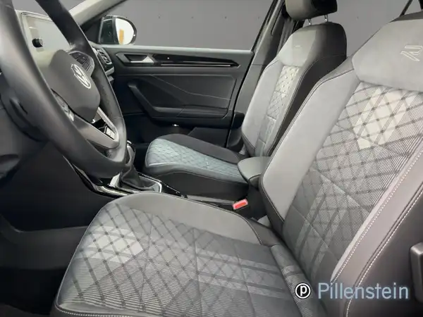 VW T-ROC (6/16)