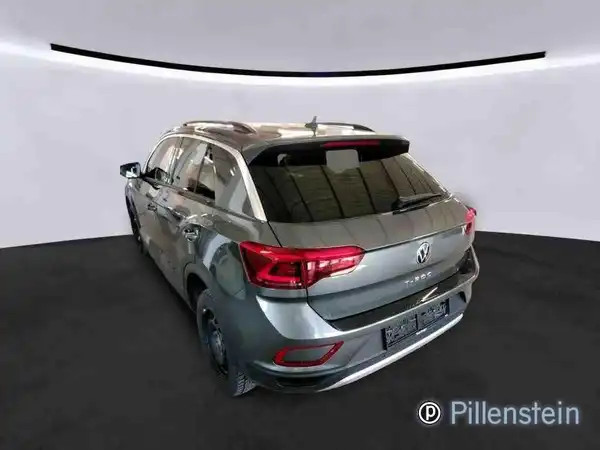 VW T-ROC (4/8)