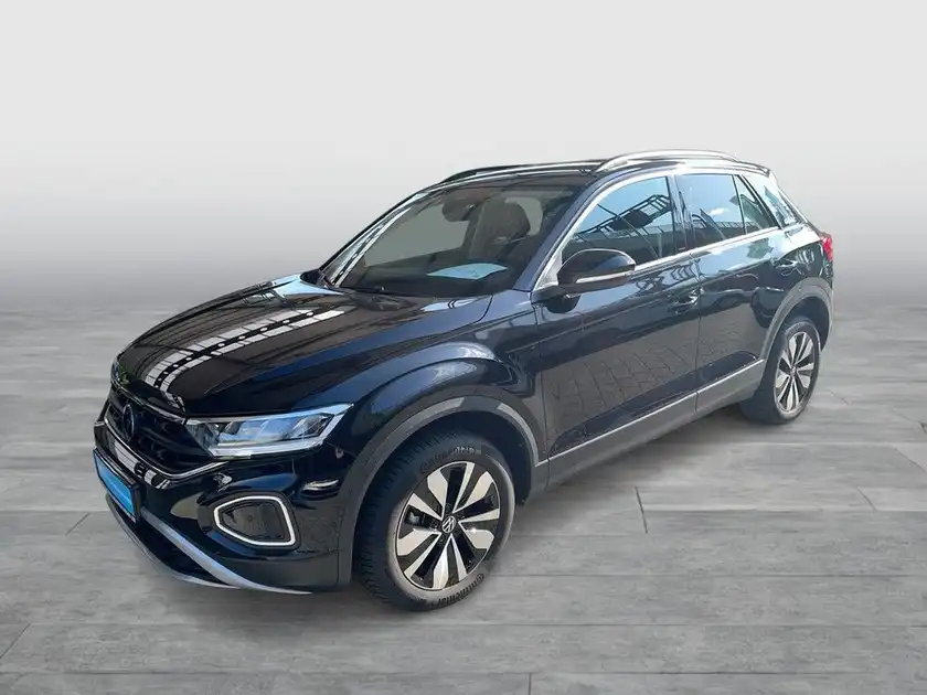 Das Bild zeigt einen schwarzen VW T-Roc aus der Seitenansicht.
