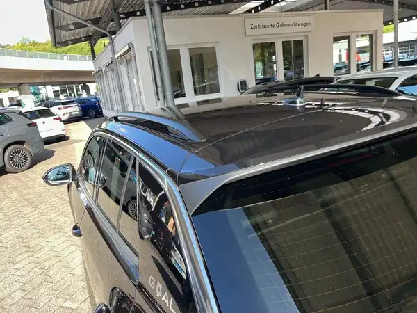 VW T-ROC (13/22)