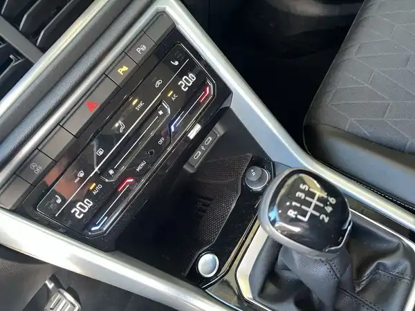 VW T-ROC (21/22)