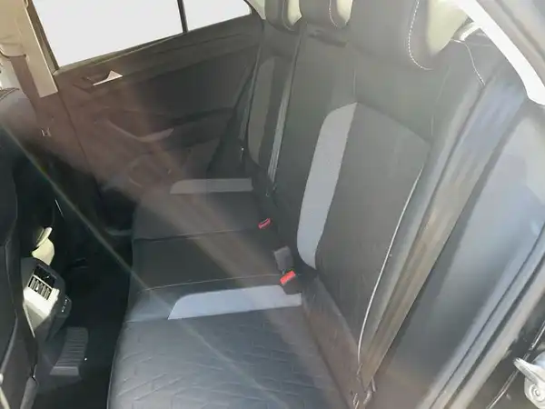 VW T-ROC (9/22)
