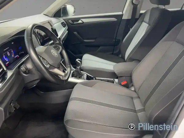 VW T-ROC (7/15)