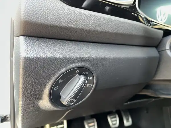 VW T-ROC (18/22)