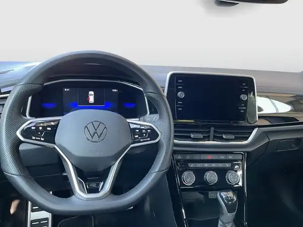 VW T-ROC (10/22)