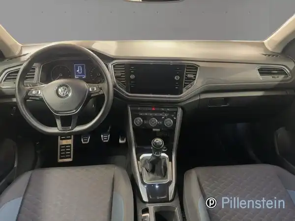 VW T-ROC (10/16)