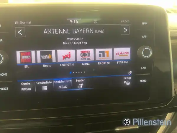 VW T-ROC (11/17)