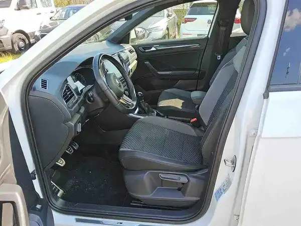 VW T-ROC (3/4)
