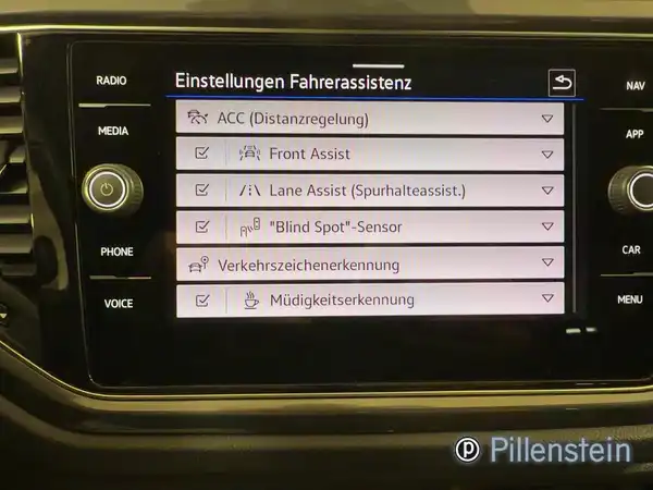 VW T-ROC (14/17)
