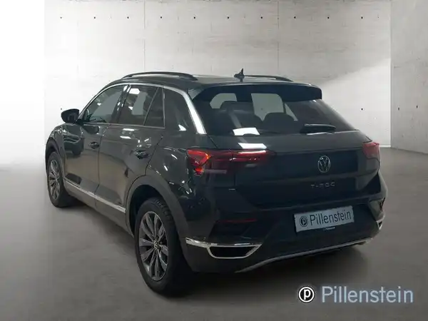 VW T-ROC (3/17)