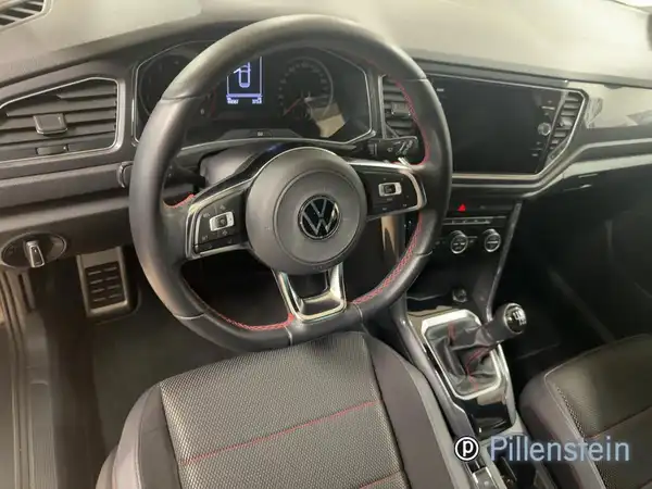 VW T-ROC (9/17)
