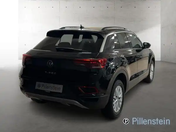 VW T-ROC (4/17)