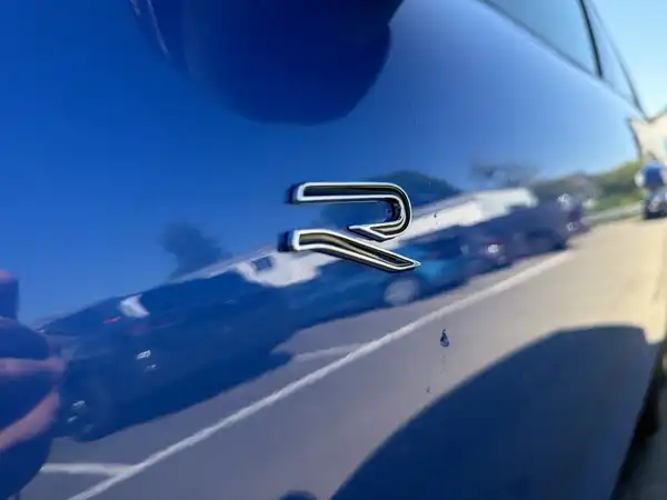 VW T-ROC (18/18)