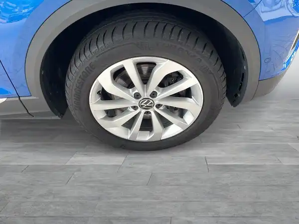 VW T-ROC (8/22)