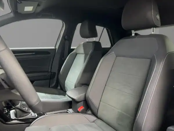 VW T-ROC (5/20)