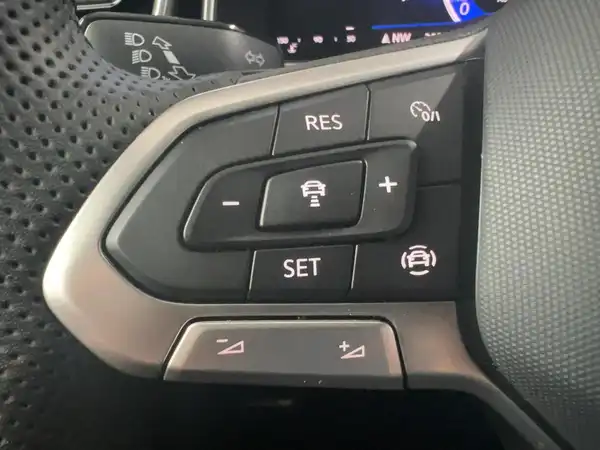 VW T-ROC (9/20)