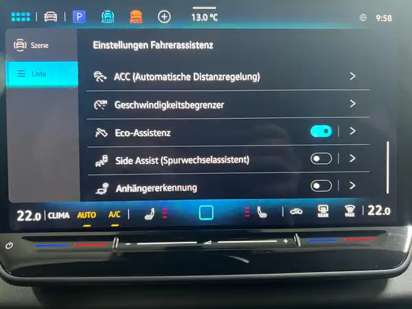 VW T-ROC (8/14)