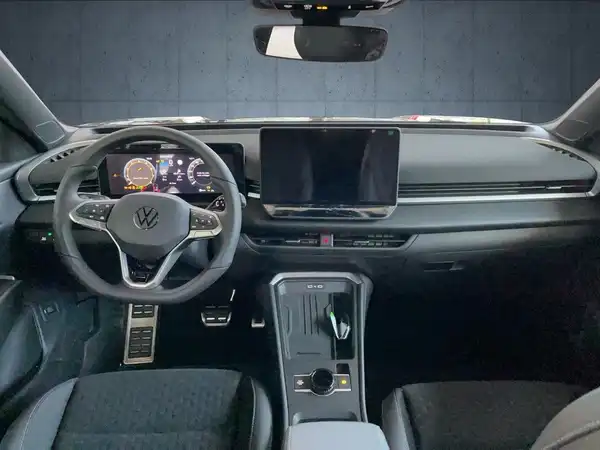 VW T-ROC (11/16)