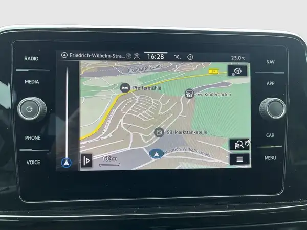 VW T-ROC (19/19)