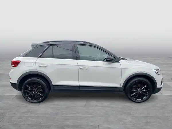 VW T-ROC (8/19)