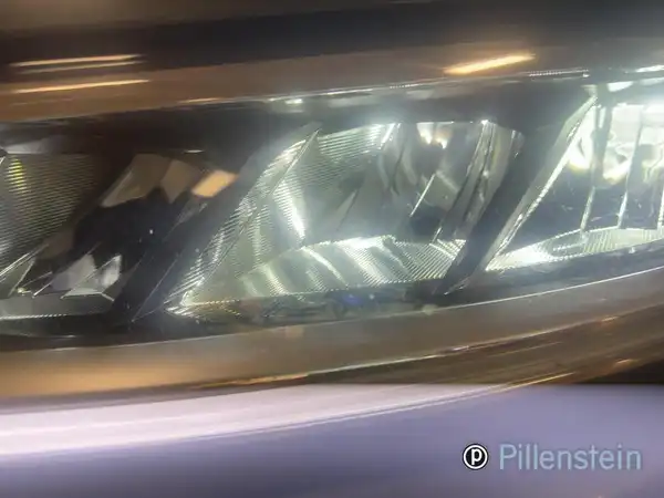 VW T-ROC (15/17)