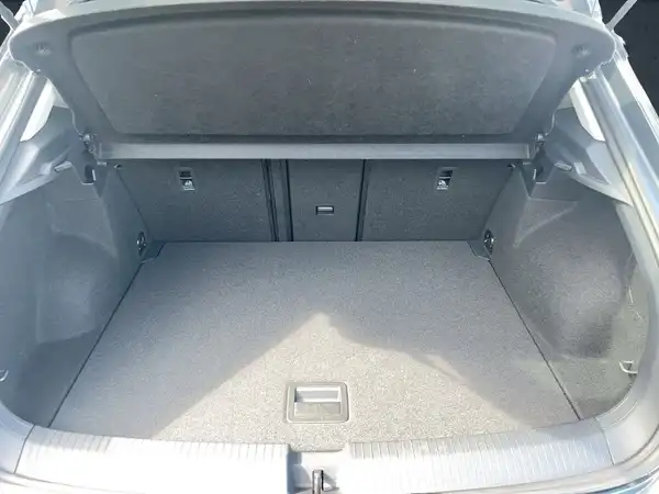 VW T-ROC (14/22)