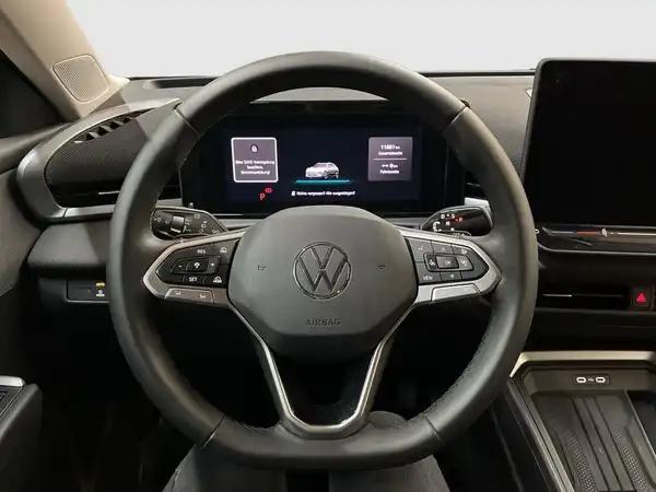 VW T-ROC (18/28)