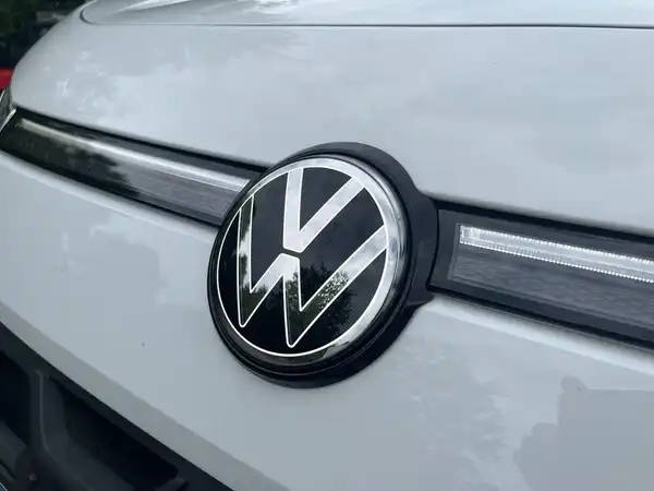 VW T-ROC (17/21)