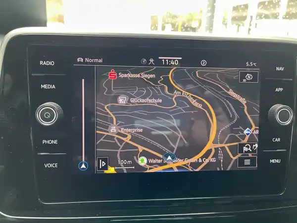 VW T-ROC (15/17)