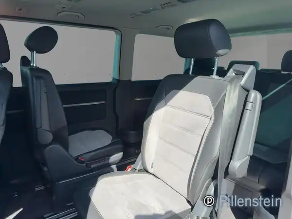 VW T6.1 MULTIVAN (13/15)