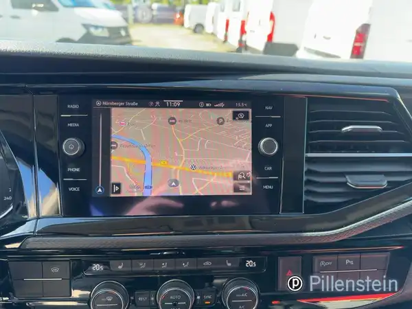 VW T6.1 MULTIVAN (9/15)