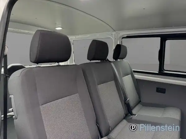 VW T6.1 KOMBI (6/11)
