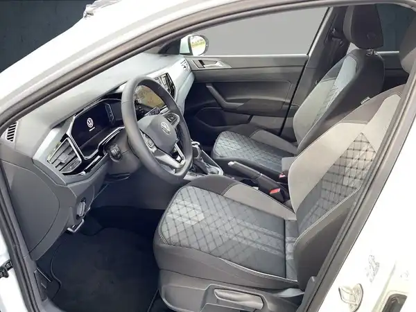 VW TAIGO R-LINE (9/16)