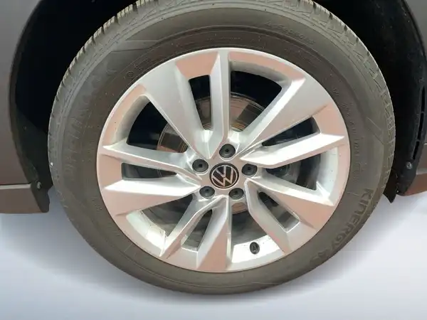VW TAIGO (8/15)