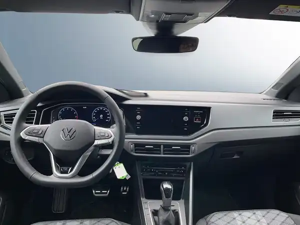 VW TAIGO R-LINE (11/15)