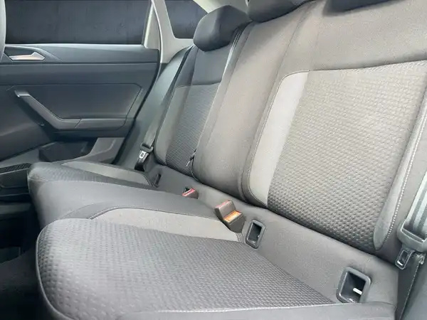 VW TAIGO (13/19)