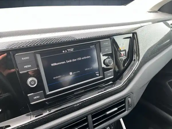 VW TAIGO (17/19)
