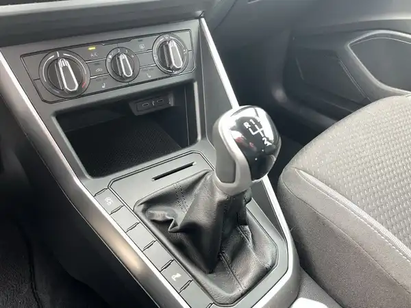 VW TAIGO (18/19)