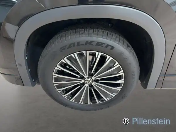 VW TAYRON (8/19)