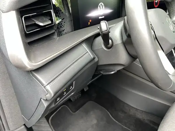 VW TAYRON (17/22)