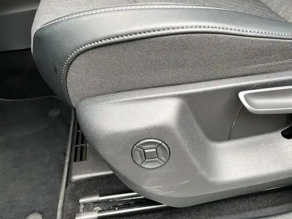 VW TAYRON (18/22)