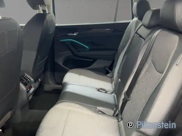 VW TAYRON (13/19)